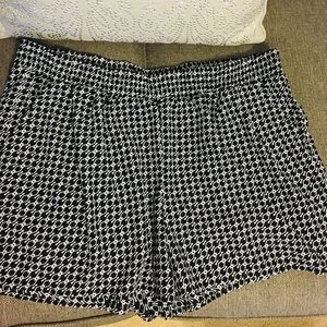 A.N.A Loose fitting shorts